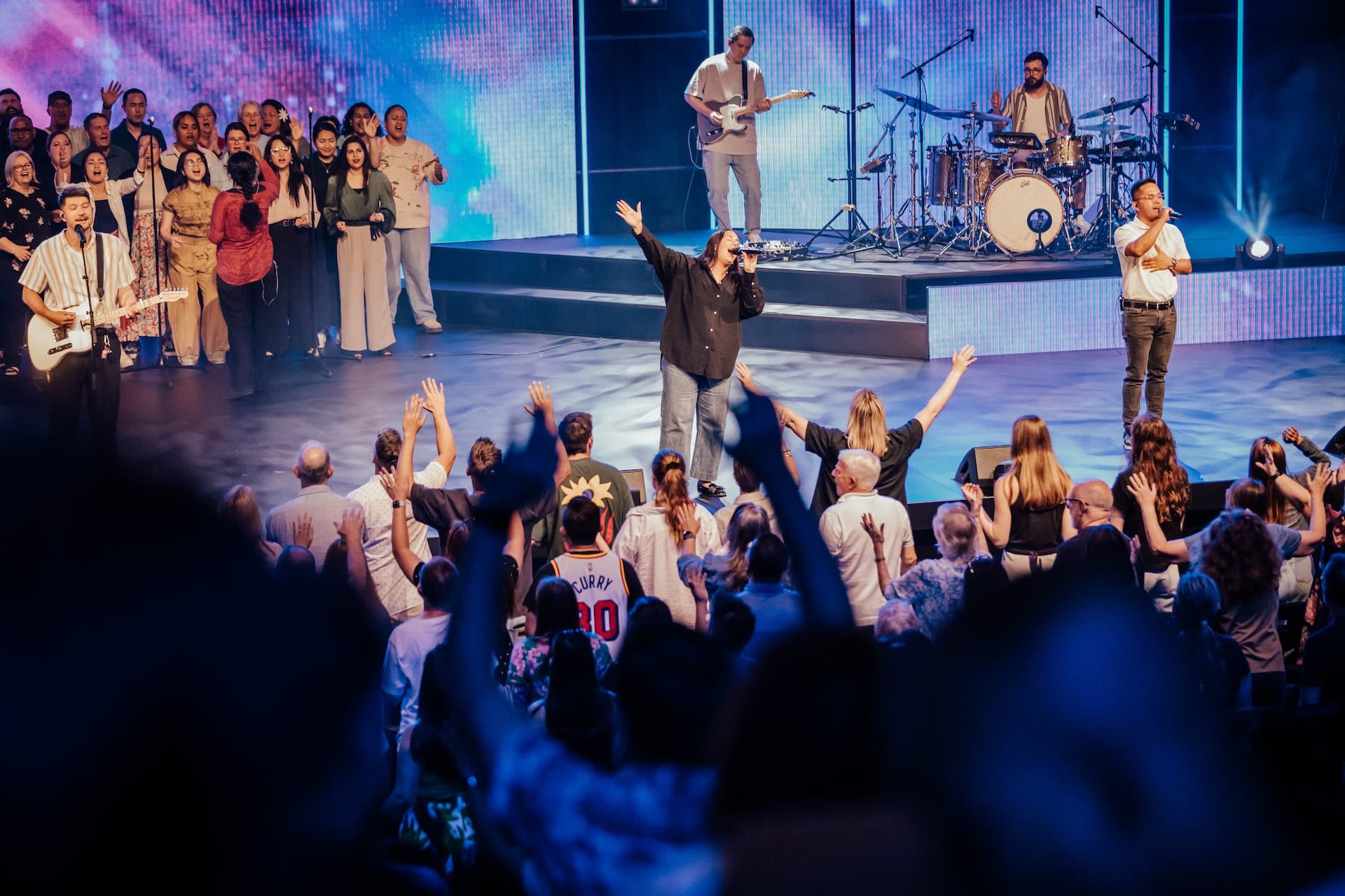 centralmteden praise26worship3